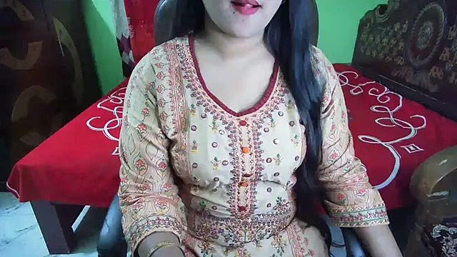 BengaliQueenStar webcam