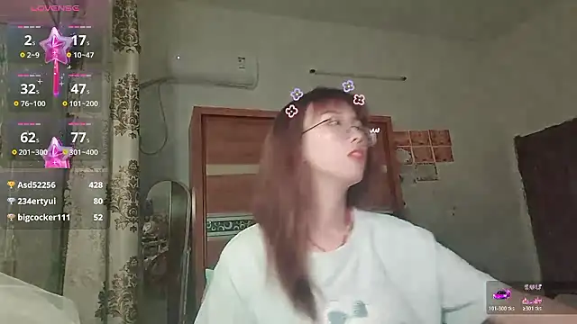 Lili_666 webcam