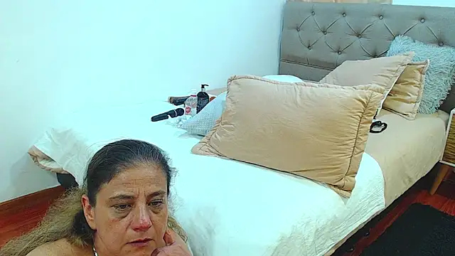sasi_luna webcam