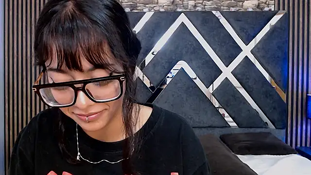 Amy_channel webcam