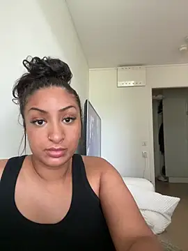 juicyprincess66 live cam on StripChat