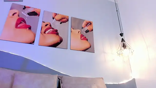 CannelaSmith webcam