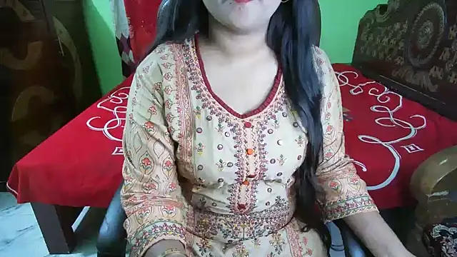 BengaliQueenStar webcam