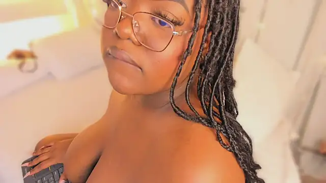 Ayanaa_Ebony_ webcam