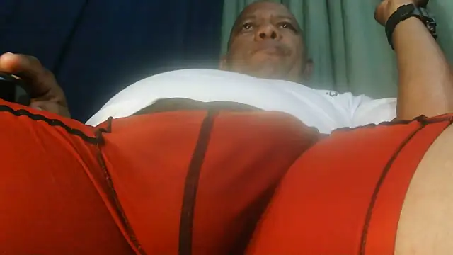 bigblackcock75 webcam