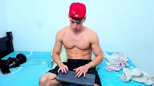 luke_muscle (M twink) - Make me Cum!!