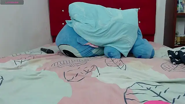 INDIAN_HORNY1 webcam
