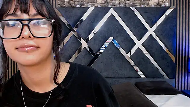 Amy_channel webcam