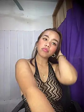 Lovely_apple19 webcam
