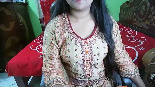 BengaliQueenStar webcam