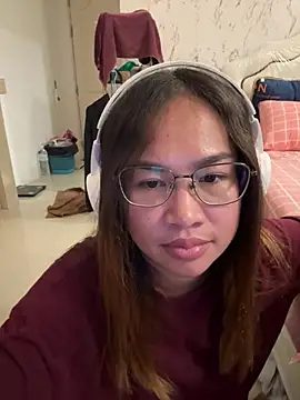 Ponthip webcam