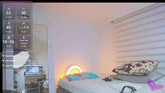 SharonVelvet webcam