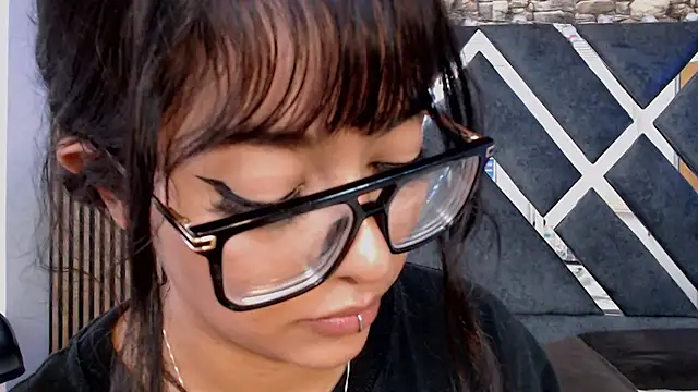Amy_channel webcam