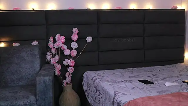 kathieandpovcock1 webcam