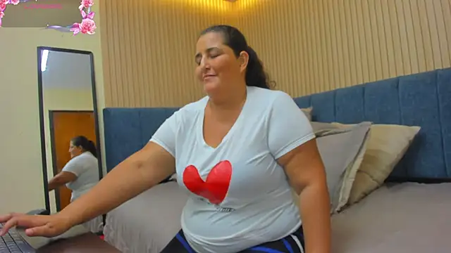 zara_milf webcam