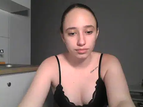 DarkMirel webcam