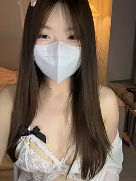 _xiaoxinxin_ live cam on StripChat