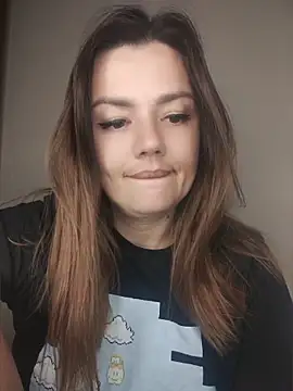 KrissSexi live cam on StripChat