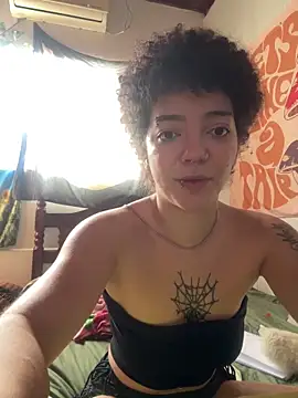 CamillyBlum live cam on StripChat