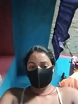 kajalbhabhi44 live cam on StripChat