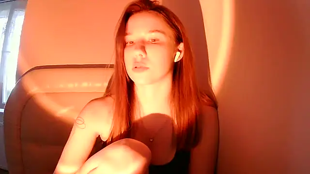 PollyStix live cam on StripChat