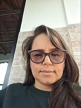 MariaPau_83 webcam