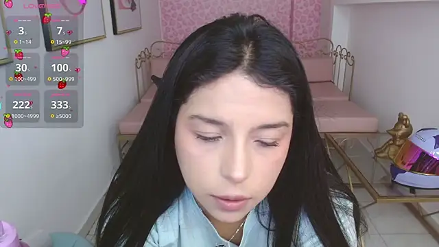 Small_naughty_ webcam