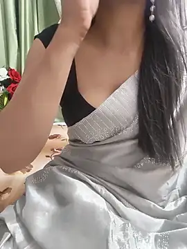 Shalu_G webcam