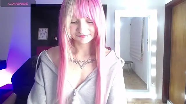 _Charlotte_Collins_ webcam