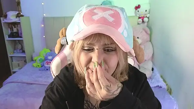 NekoWaifu webcam