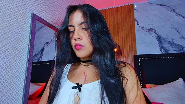 lizza_oss live cam on StripChat