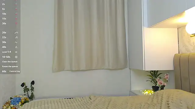 LuxeK1tt3n webcam