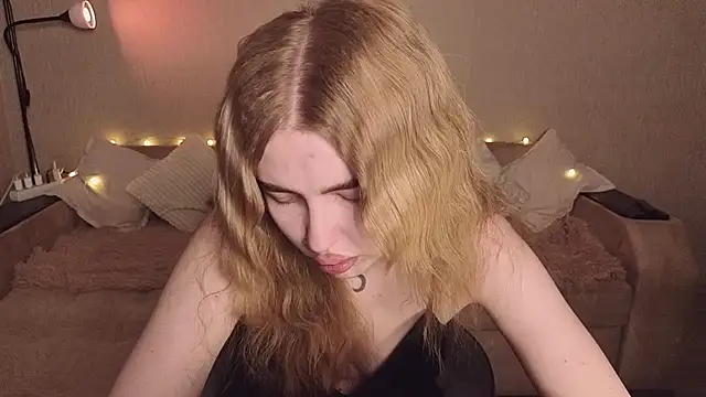 ViolettaLopez webcam