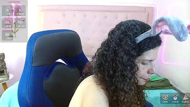 sila_bolum live cam on StripChat
