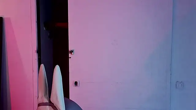 melissa_adamsx - Melissa_Adamsx's free webcam - UK Sex Cams
