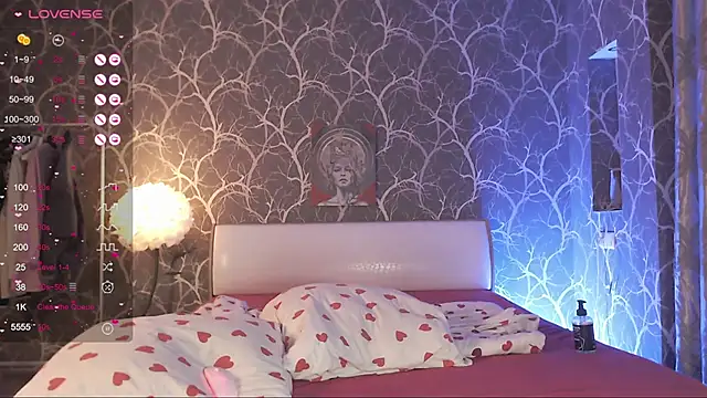 miamiameow - MiaMiaMeow's free webcam - UK Sex Cams