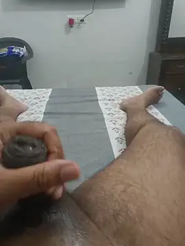 Gururonny07 webcam