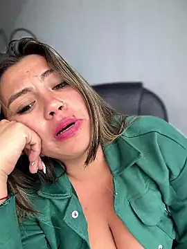 LIZ-06_ webcam