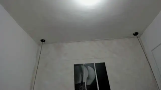 dakota_roussee webcam