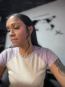 Isabella-Teen webcam