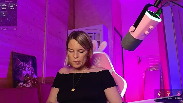 Lady_Shine webcam