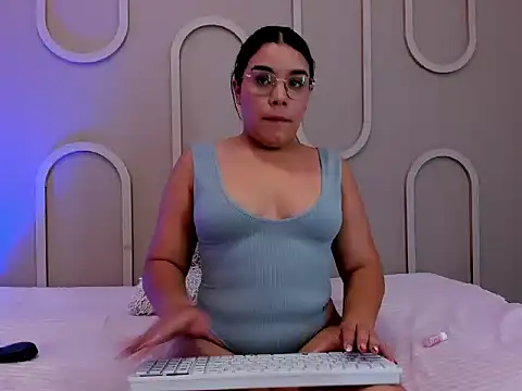 IsabellaGarciaa webcam