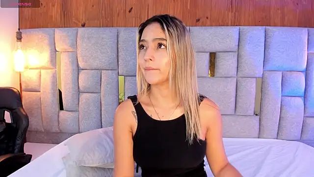 miia_reeves_ webcam