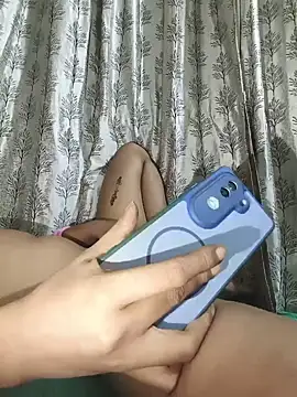 CuteAmbika webcam