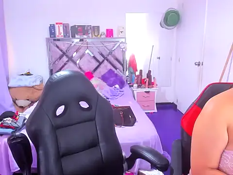naomi_johnson webcam