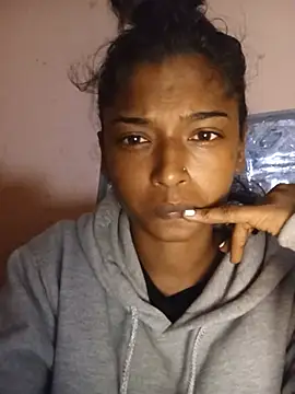 alexia_holbert - Alexia_holbert's free webcam - UK Sex Cams