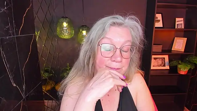 NataliMellow webcam