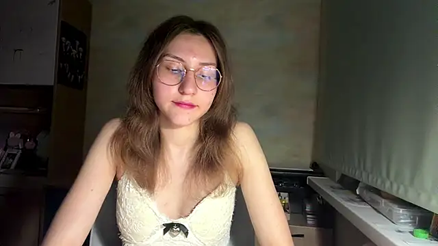 miaaa_moon - Miaaa_Moon's free webcam - UK Sex Cams