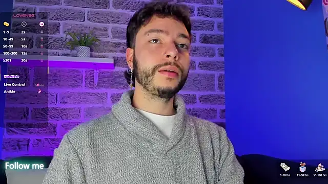 noah_ricci webcam