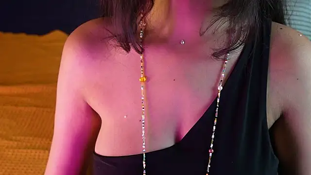 Misha-Malhotra webcam